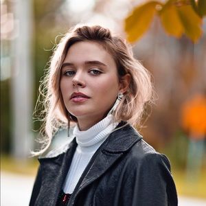 Meet your Posher, Madeleine